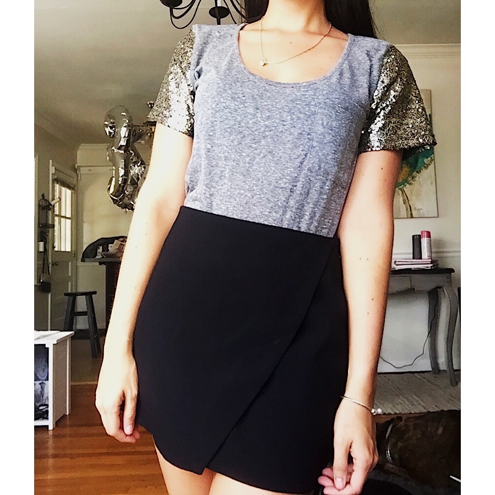 Gold Sequin Sleeve Grey Tee